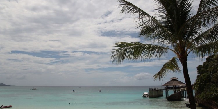 beach in the philippines