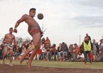 People playing Ulama