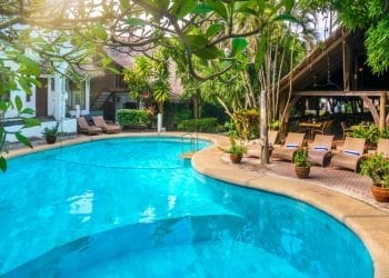 swimming pool overseas