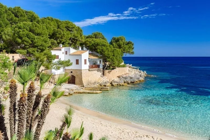 mediterranean house by the sea