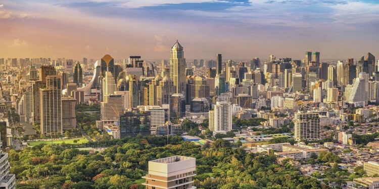 City skyline of skyscraper at Bangkok downtown and Lumpini Park