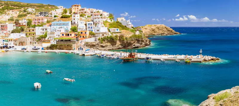 harbour in crete greece
