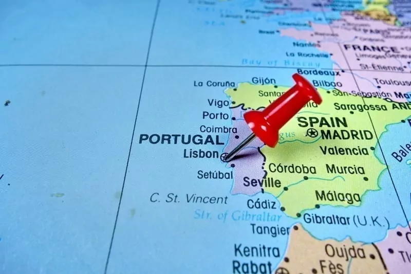 Pushpin marking on Lisbon, Portugal map.