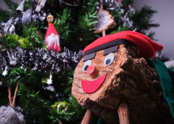Caga Tió, a Christmas log from Spain