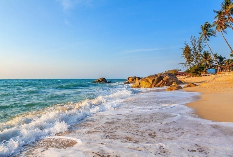Sunrise on Lamai Beach on Koh Samui in Thailand.