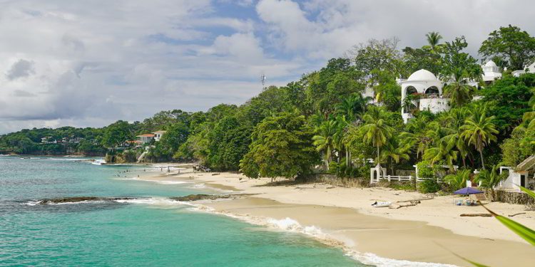 The sunny Contadora coast, archipelago Las Perlas, Panama