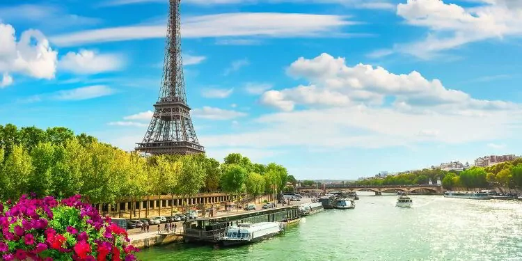 Eiffel Tower, Paris, France.