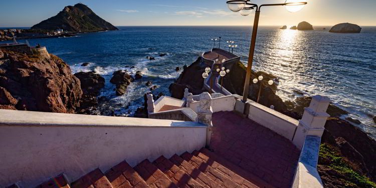 Paseo del Centenario with Mazatlan's lighthouse in the background