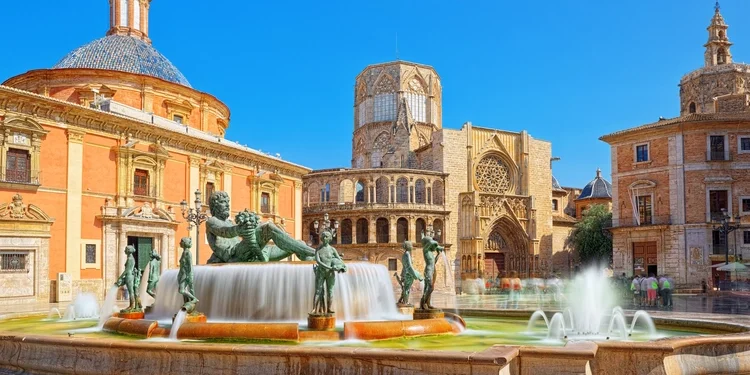 Valencia Fountain Rio Turia on Square of the Virgin Saint Mary, By BRIAN_KINNEY