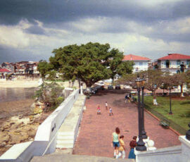 casco-viejo-and-cinta-costera